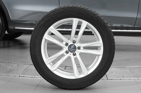 Mercedes-Benz GLC350 e 25 of 30
