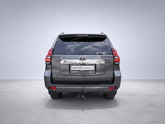 Toyota Land Cruiser 6 of 24