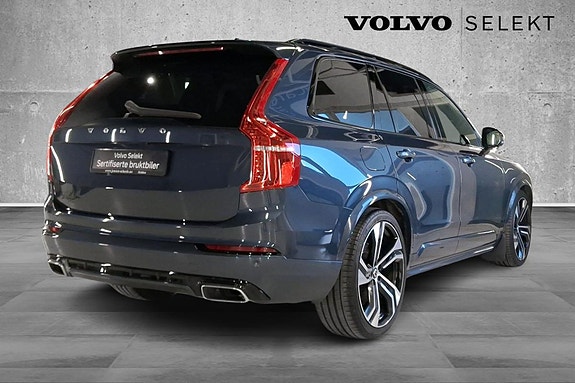 Volvo XC90 7 of 28