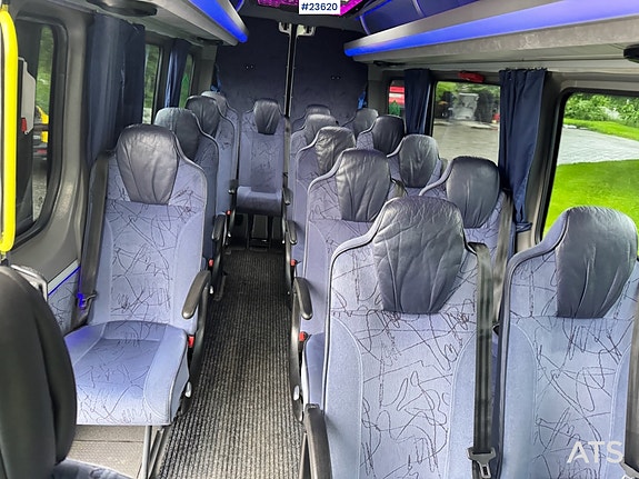 Mercedes-Benz Sprinter 519CDI Minibuss – 17 Seter SE VIDEO 26 of 30