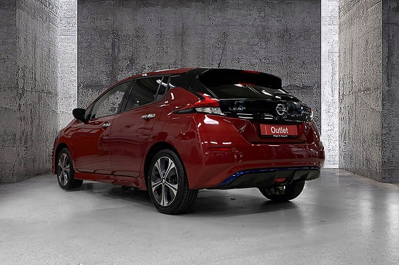 Nissan Leaf 4 of 13