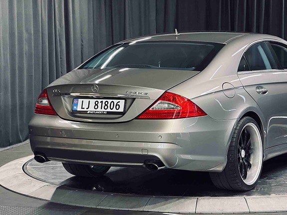 Mercedes-Benz CLS350 8 of 30