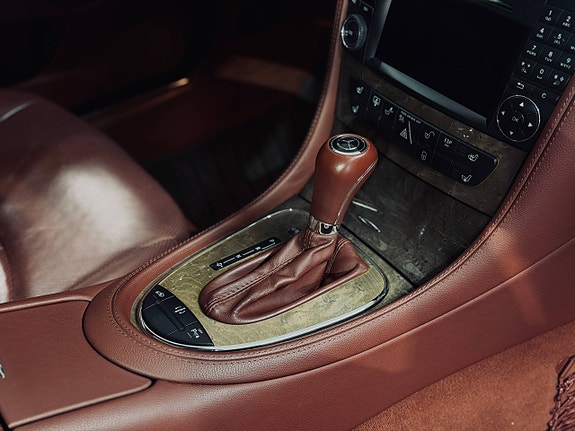 Mercedes-Benz CLS350 26 of 30