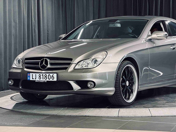 Mercedes-Benz CLS350 3 of 30