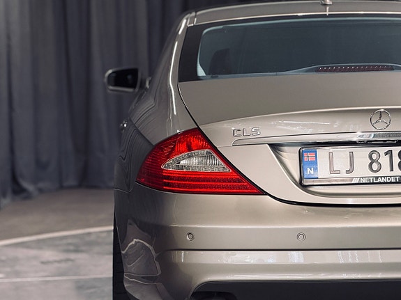 Mercedes-Benz CLS350 11 of 30
