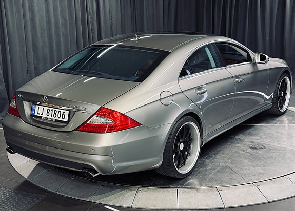 Mercedes-Benz CLS350 7 of 30