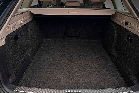 Skoda Superb 16 of 30
