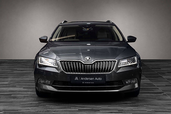 Skoda Superb 5 of 30