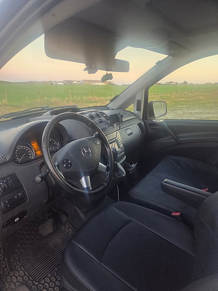 Mercedes-Benz Vito 113 4 of 11