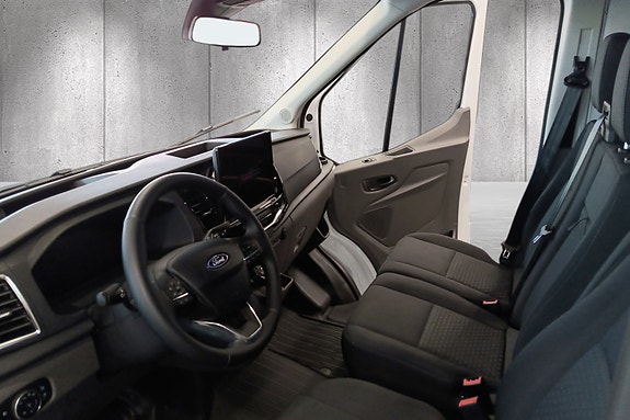 Ford Transit 16 of 30