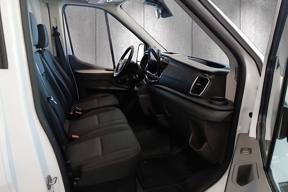 Ford Transit 10 of 30