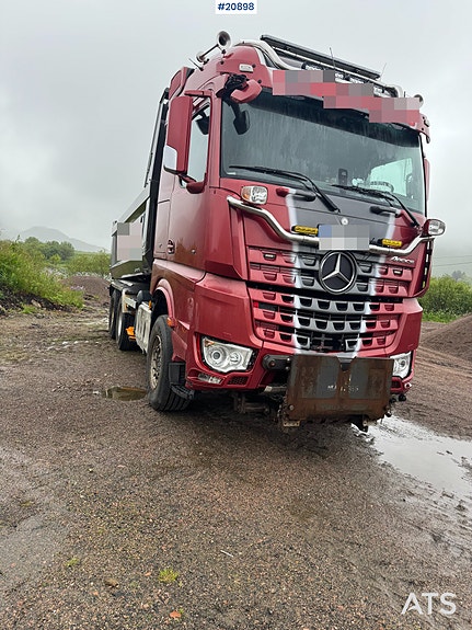 Mercedes-Benz Arocs 2858 6x4 komplett brøyterigget m/underliggende skjær (lekkasje på retarder) 2 of 14