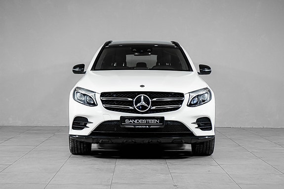 Mercedes-Benz GLC350 e 2 of 30