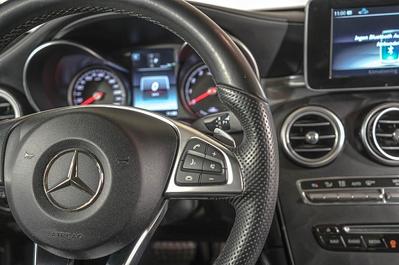 Mercedes-Benz GLC350 e 22 of 30