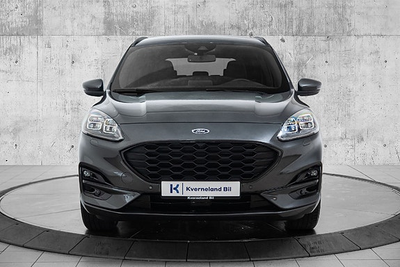 Ford Kuga 8 of 25