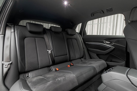 Audi Q8 e-tron 19 of 30