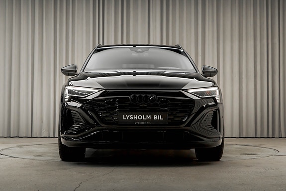 Audi Q8 e-tron 7 of 30