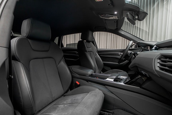 Audi Q8 e-tron 15 of 30