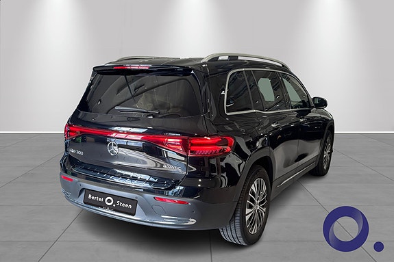 Mercedes-Benz EQB300 11 of 17