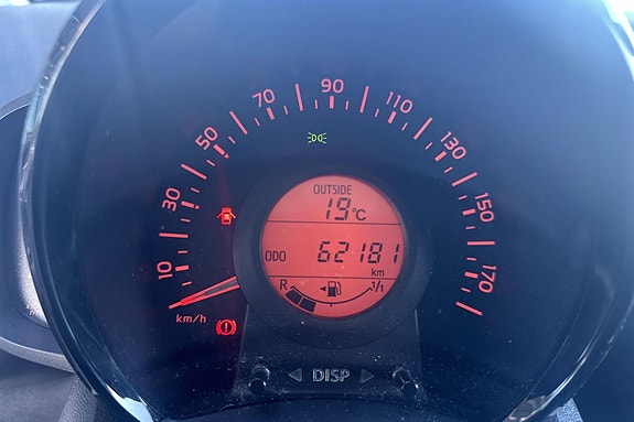 Toyota Aygo 13 of 28