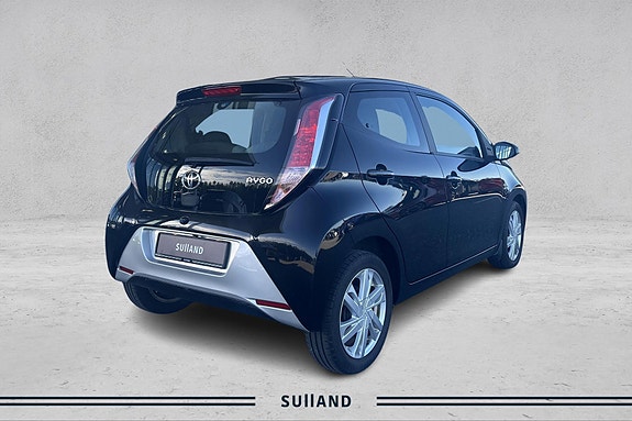 Toyota Aygo 5 of 28