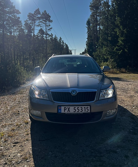 Skoda Octavia 3 of 11