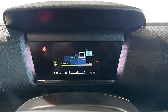 Citroen E-C4 10 of 30