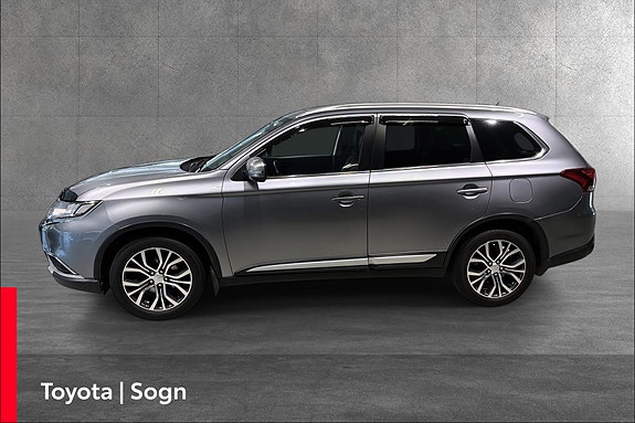 Mitsubishi Outlander 2 of 21