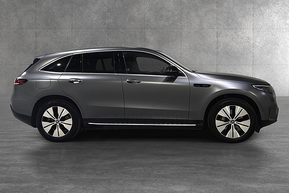 Mercedes-Benz EQC400 4 of 28