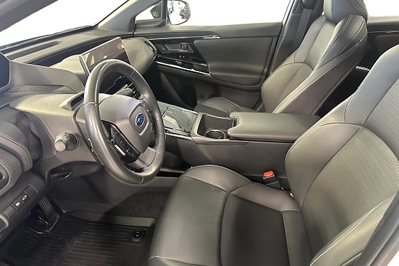Subaru Solterra 8 of 15