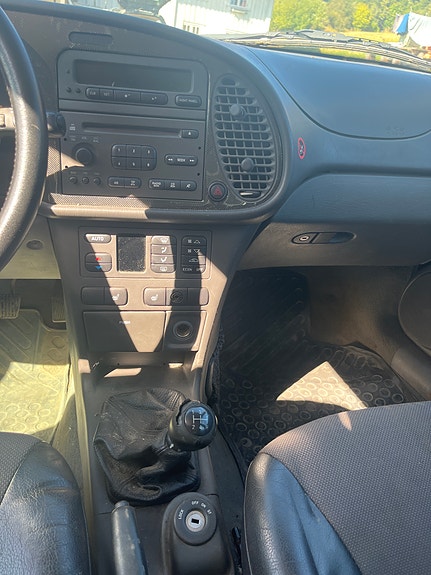 Saab 9-3 8 of 9