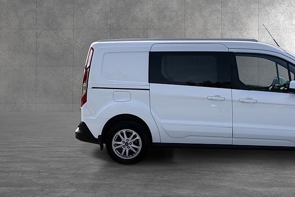 Ford Transit Connect 11 of 30