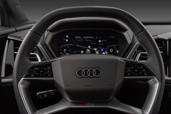 Audi Q4 e-tron 13 of 30