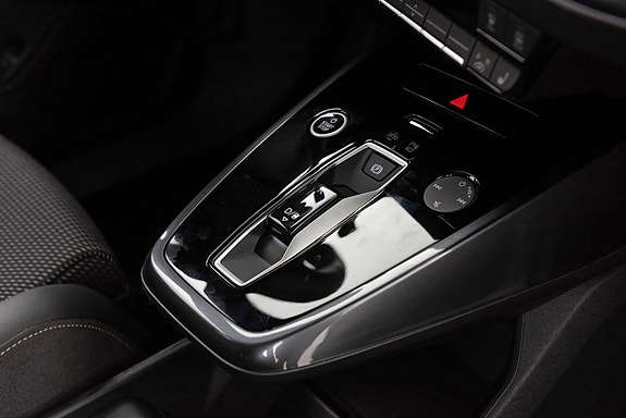 Audi Q4 e-tron 16 of 30