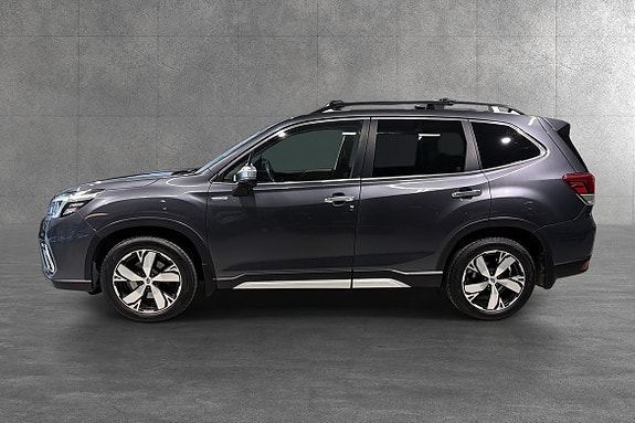 Subaru Forester 2 of 23