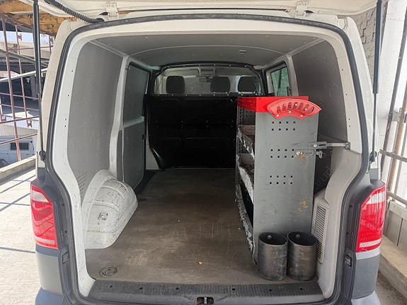 Volkswagen Transporter 22 of 22