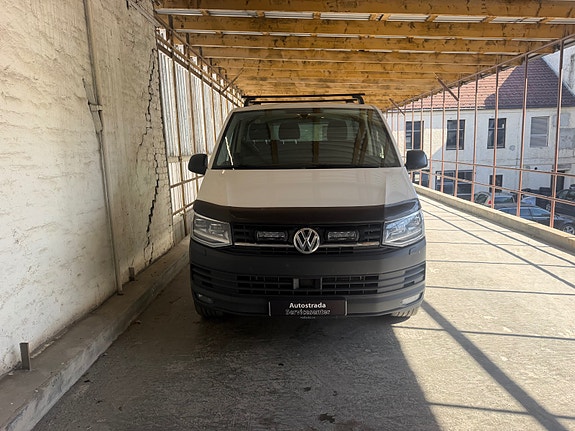 Volkswagen Transporter 2 of 22