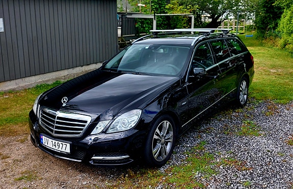 Mercedes-Benz E200 d 2 of 18