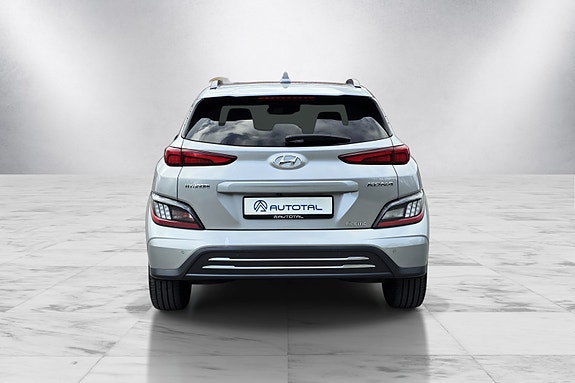 Hyundai Kona 10 of 30