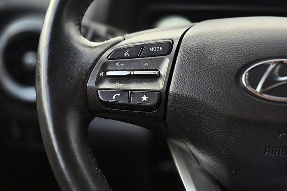 Hyundai Kona 24 of 30