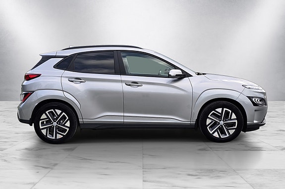 Hyundai Kona 15 of 30