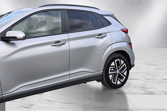Hyundai Kona 7 of 30