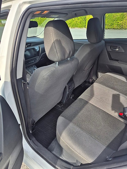 Toyota Auris 23 of 27