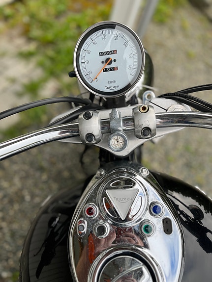 Triumph America 800 8 of 15