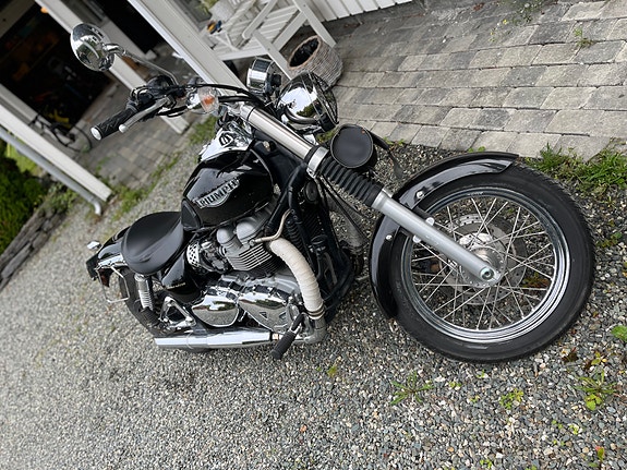 Triumph America 800 7 of 15