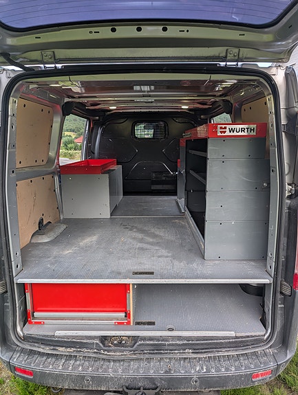 Ford Transit Custom 14 of 18