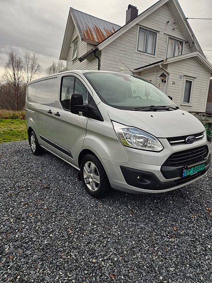 Ford Transit Custom 2 of 18