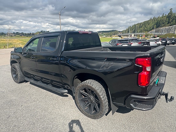 Chevrolet Silverado 1500 4 of 18