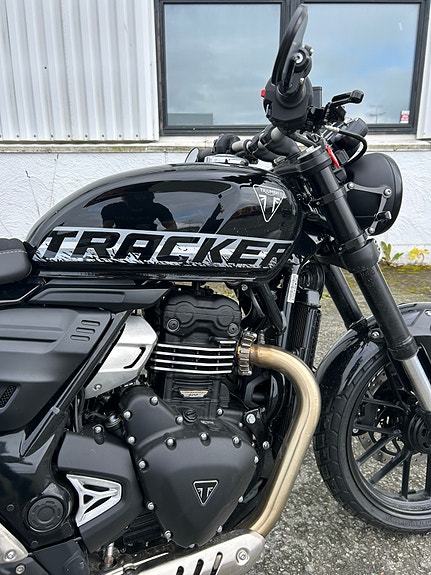 Triumph Tracker 400 6 of 9