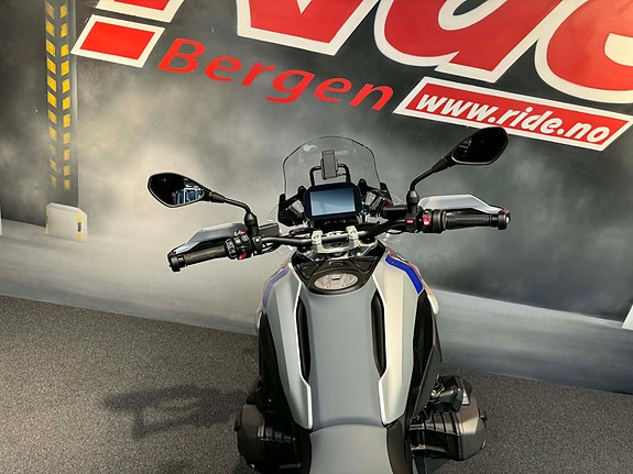 BMW R 1300 GS INKLUDERT SIDEVESKER OG TOPPBOKS! 15 of 16